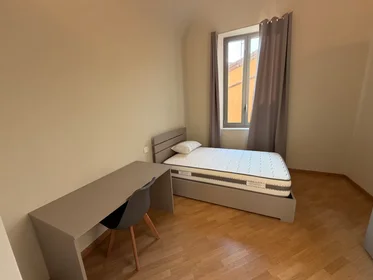 Stanza privata in Via Sopramuro, Centro Storico, immagine 3 di 10