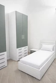 Shared room at Via Sopramuro, Centro Storico, image 6 of 10
