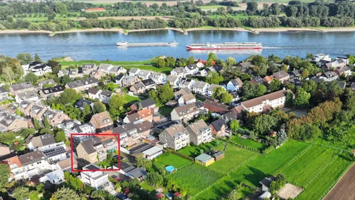 Gesamte Unterkunft in der Macherscheider Straße, Uedesheim, bild 1 von 10
