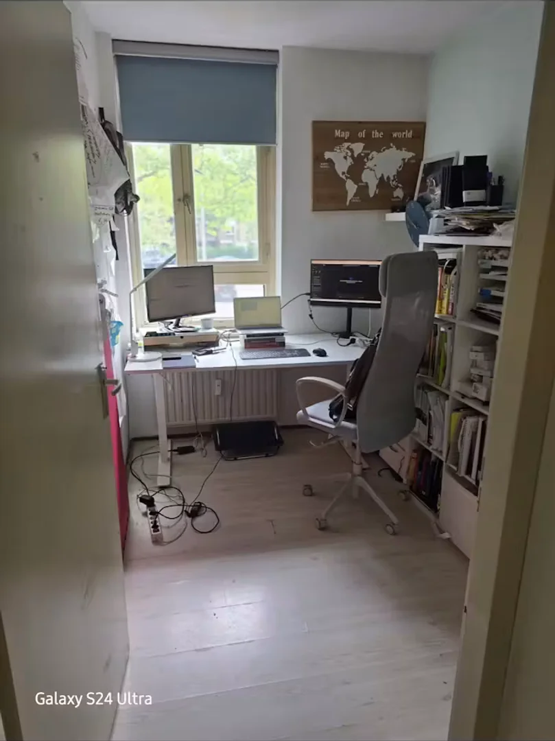 Habitación en apartamento estudiantil en alquiler en , completamente amueblado