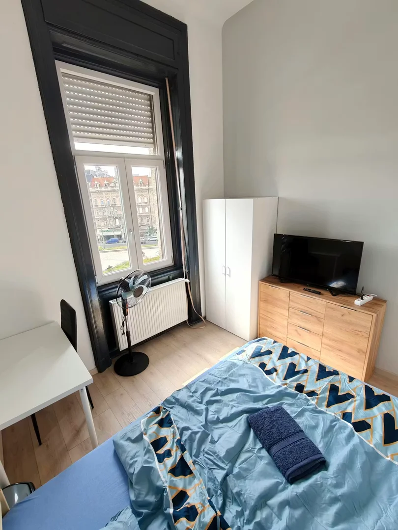 Quarto de estudante funcional perfeito para estudar em 