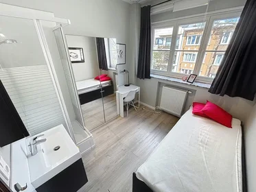 Privatzimmer in der Avenue du Diamant, Schaerbeek, bild 1 von 10