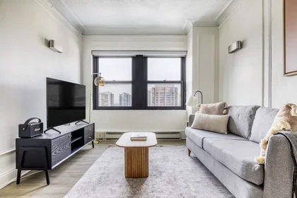 Alojamiento entero en North Lake Shore Drive, Gold Coast, imagen 1 de 10