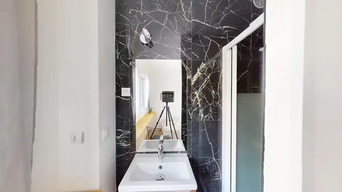 Stanza privata in Rue d'Etrembières, , immagine 3 di 10