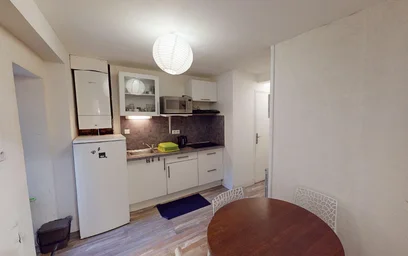 Private room at 9 Rue François Chénieux, image 37 of 44
