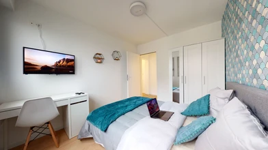 Renting rooms by the month in Poitiers