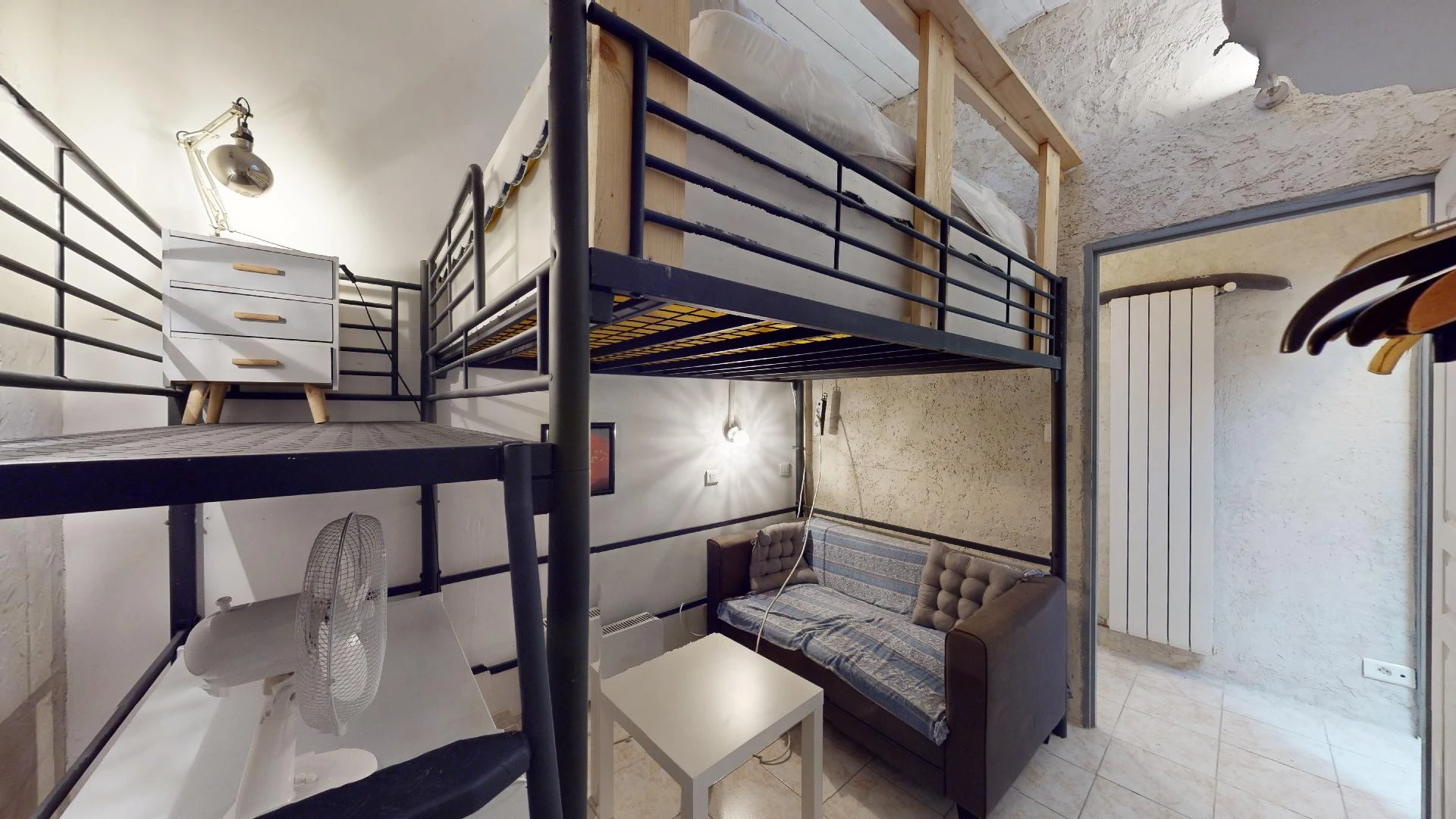 Pokój do wynajęcia z podwójnym łóżkiem w Avignon