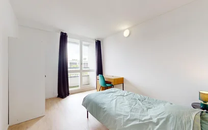 {area} içinde aydınlık özel oda