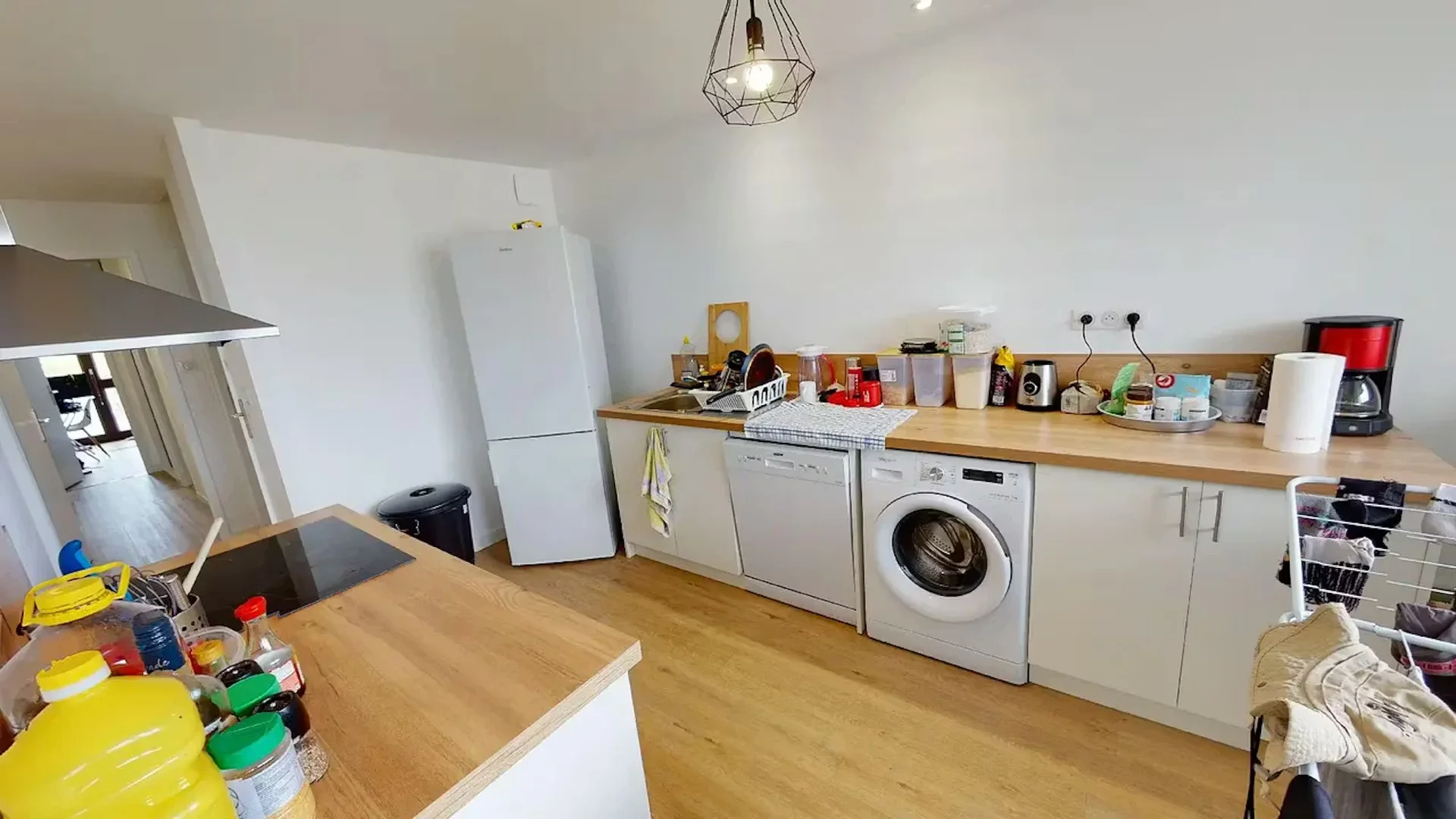 Habitación estudiantil económica con ubicación conveniente en 