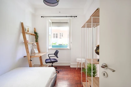 Habitación privada barata en Lisboa