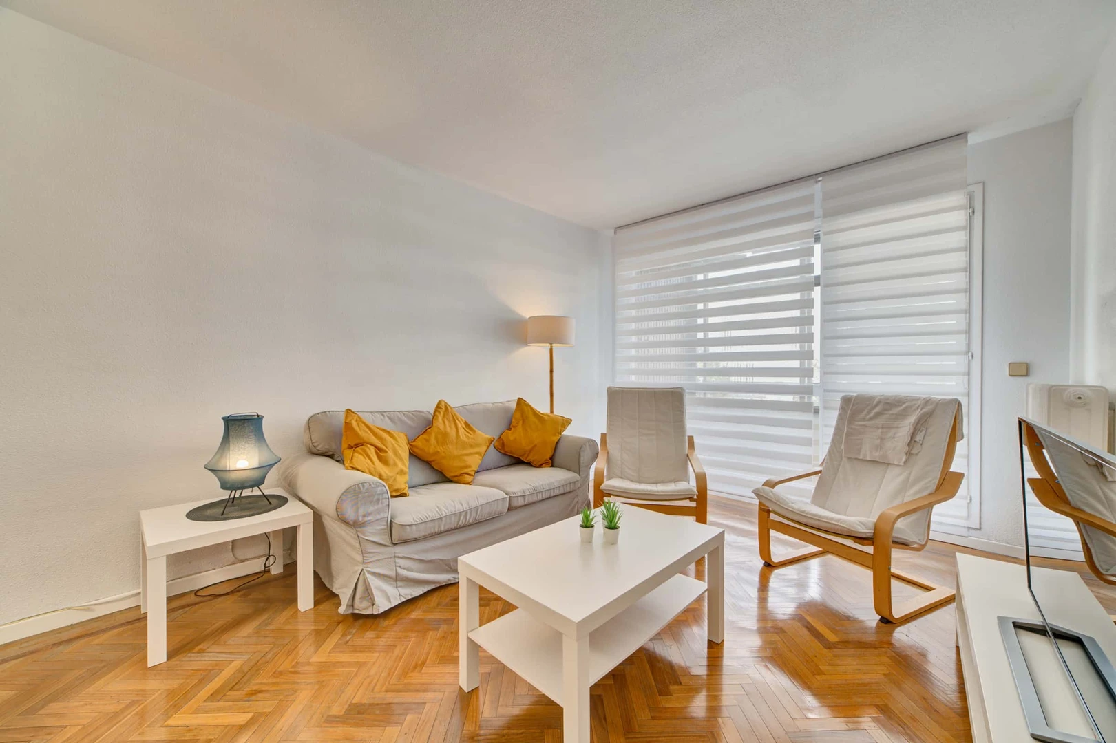 Apartamento moderno e brilhante em pamplona-iruna