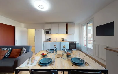 Quarto privado em 5 boulevard Vauban Montigny-le-Bretonneux 78180 FR, imagem 6 de 8