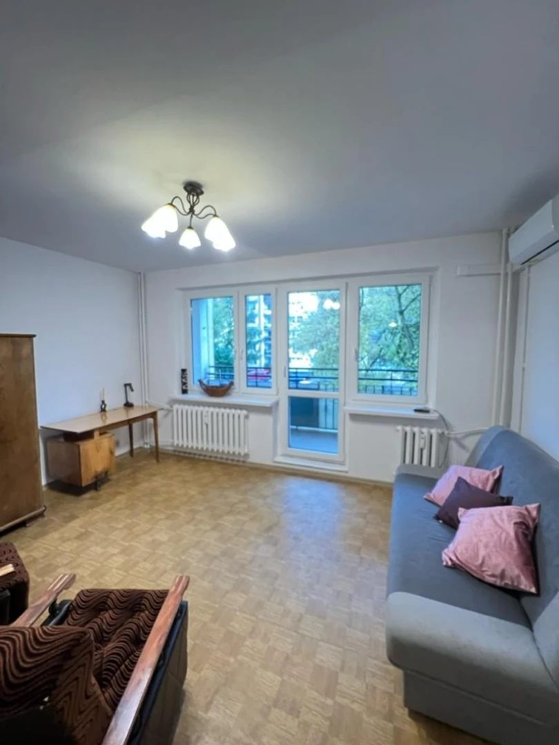 Cheap private room in poznan