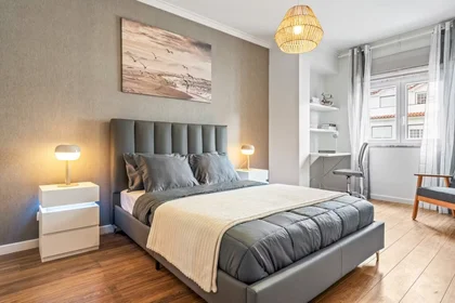 Chambre privée à Rua Associação Desportiva de Oeiras, Oeiras, image 1 de 10