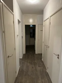 Appartamento intero in Hogenbanweg, Delfshaven, immagine 10 di 10