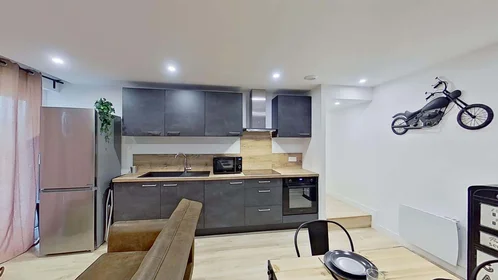 Habitación privada en 4 Rue Gaston Viaron, 29200 Brest, France, imagen 12 de 18