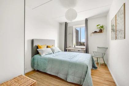 Alquiler de habitación en piso compartido en København