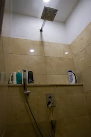 Habitación privada en Pionýrská 247/11, imagen 16 de 22