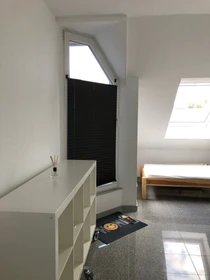 Room for rent with double bed Bochum