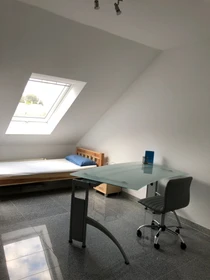Habitación privada muy luminosa en Bochum