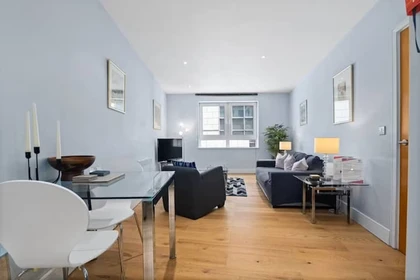 Apartamento entero totalmente amueblado  en City-of-london