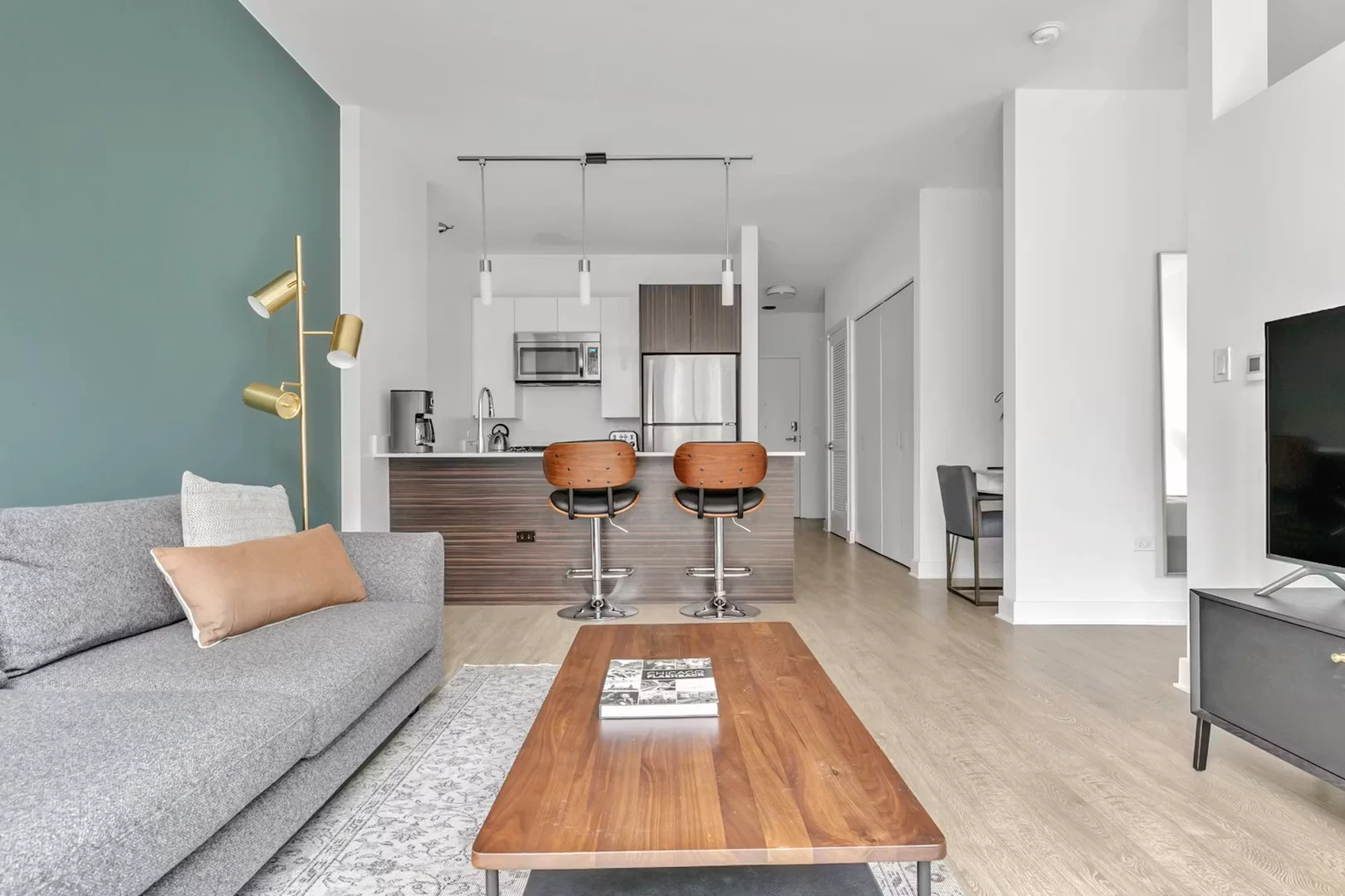 North Garland Court, Chicago Loop