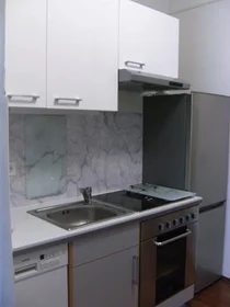 Entire apartment at Würzburger Straße 6, image 13 of 37