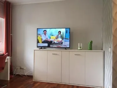 Entire apartment at Würzburger Straße 6, image 21 of 37