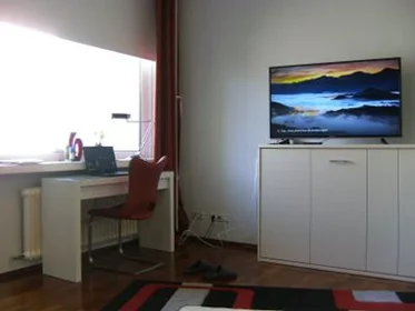 Entire apartment at Würzburger Straße 6, image 7 of 37