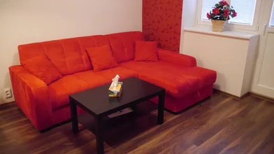 Logement entier à Sportovní 18, image 2 de 13