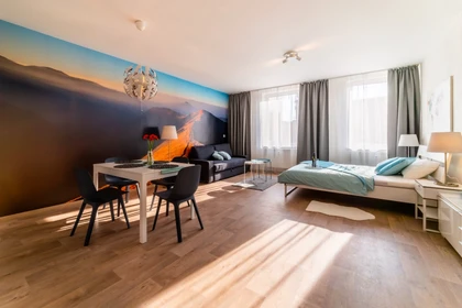 Apartamento moderno y luminoso en Brno