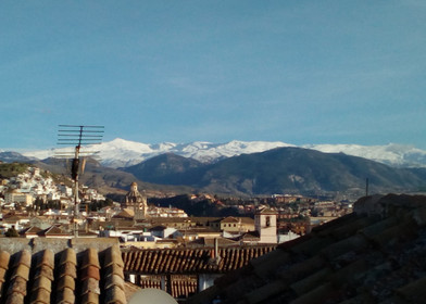 Alojamiento con 3 habitaciones en Granada