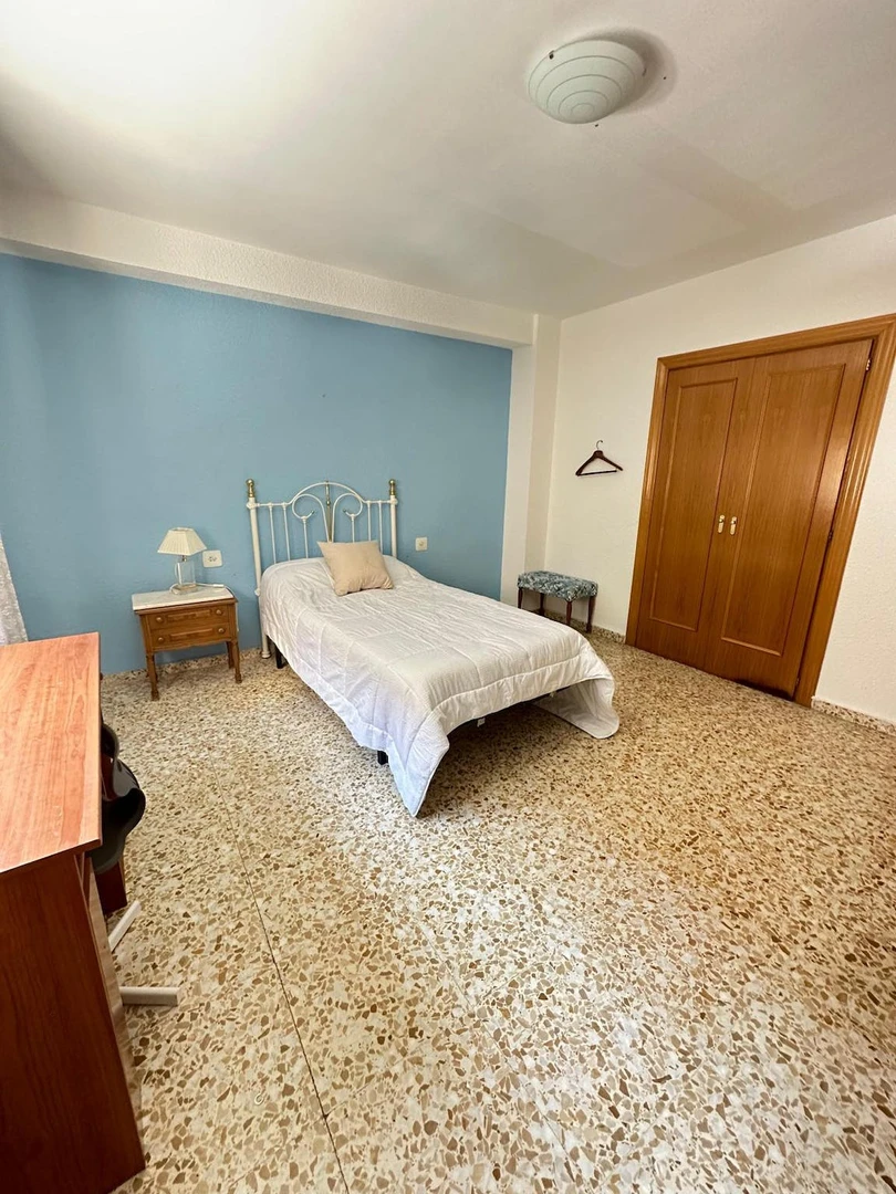 Quarto para alugar num apartamento partilhado em Albacete