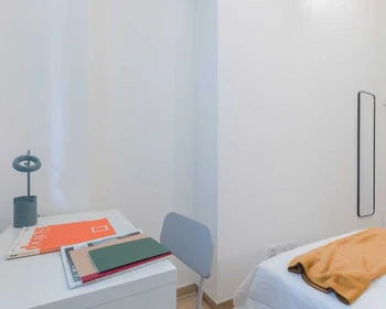 Pokój do wynajęcia z podwójnym łóżkiem w Torino