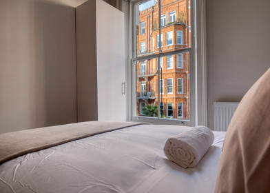 Alojamiento con 3 habitaciones en Londres
