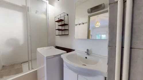 Logement entier à Rue Paulet, Faubourg, image 7 de 10
