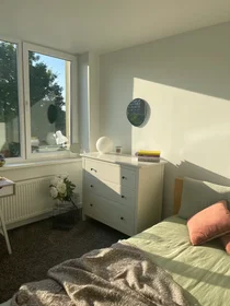 Habitación privada en Studentų gatvė, Gričiupis, imagen 2 de 9