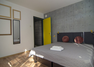 Logement avec 3 chambres à Varna