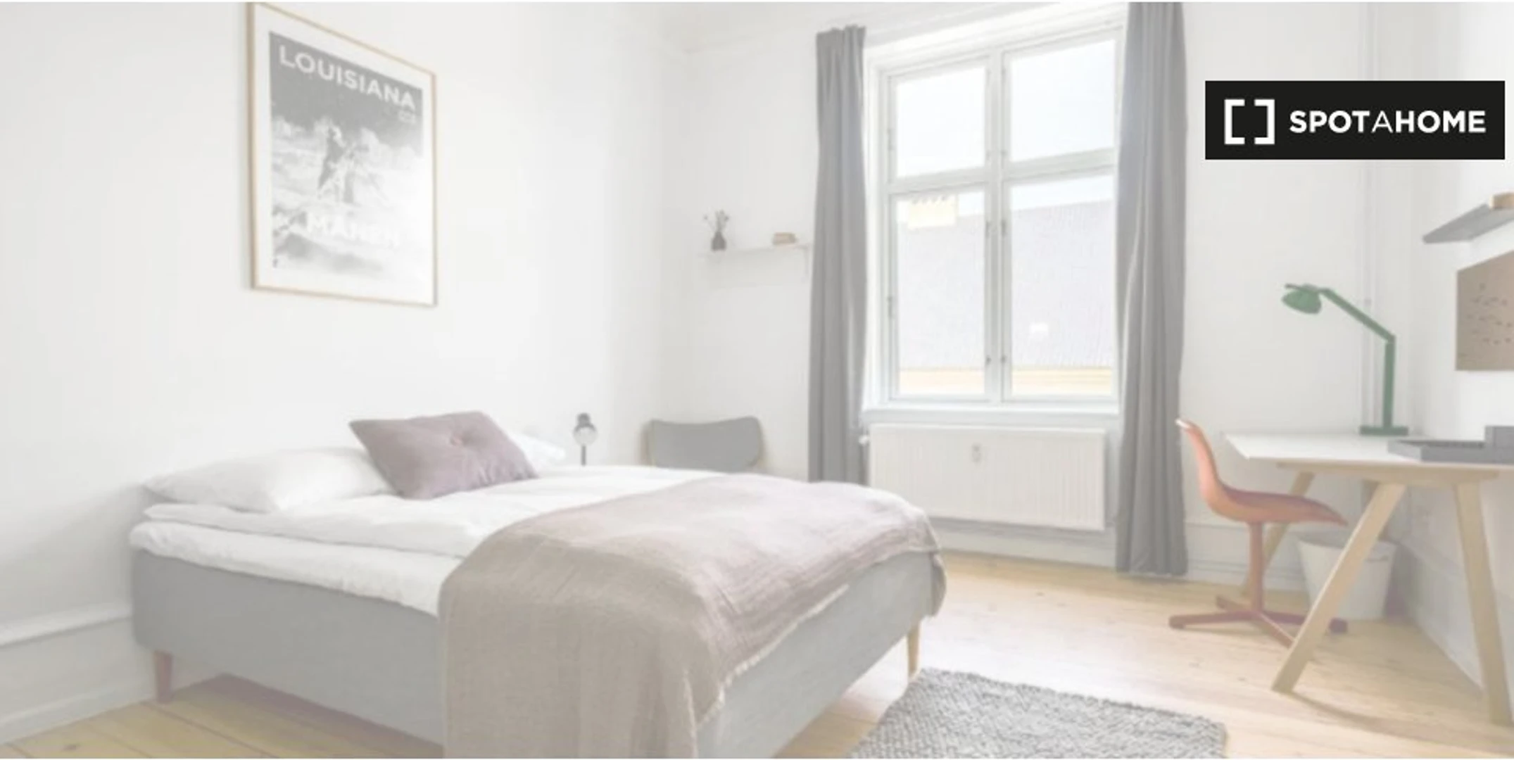Room for rent with double bed Munich