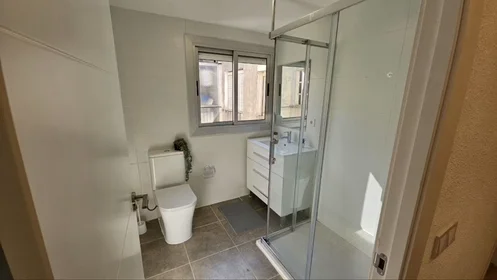Habitación privada en Calle Alfonso el Sabio, imagen 7 de 9
