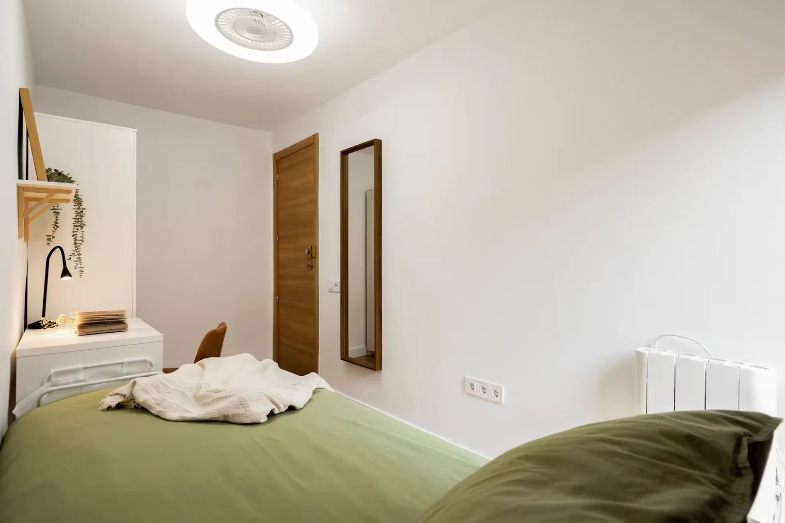 Chambre à louer dans un appartement d'étudiant à , entièrement meublée