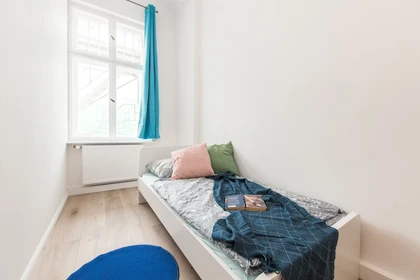 Room for rent with double bed Berlin