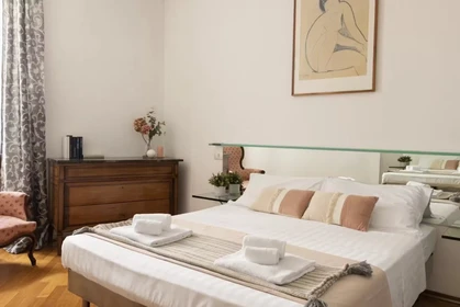 Appartamento con 2 camere da letto a Como