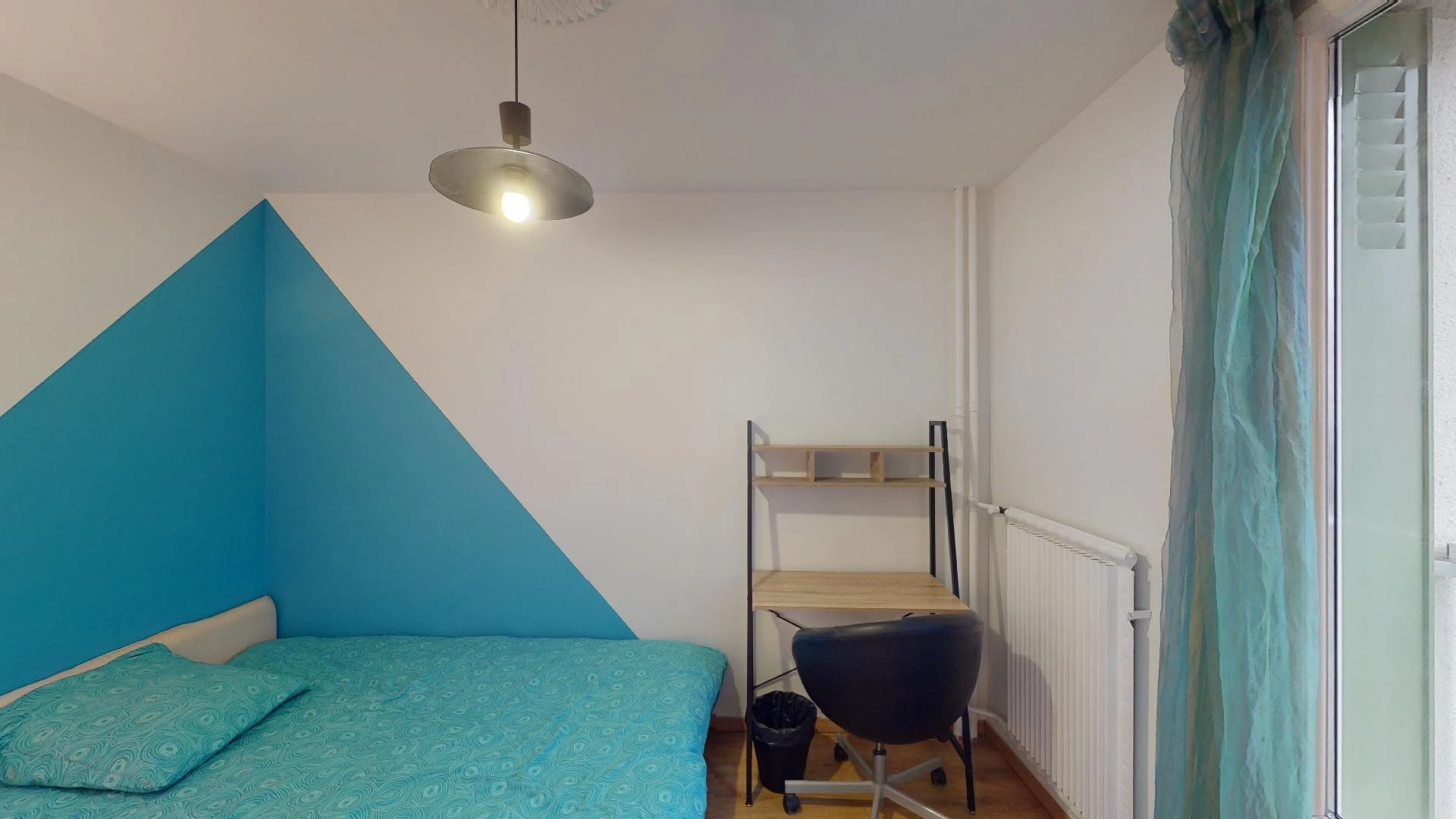 Helles Privatzimmer in Grenoble