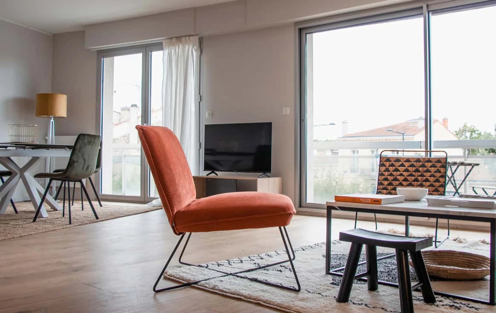 Luminoso e moderno appartamento a Bordeaux