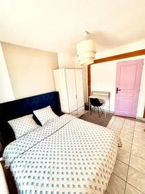 Quarto privado em Le mans, 72100, imagem 13 de 14