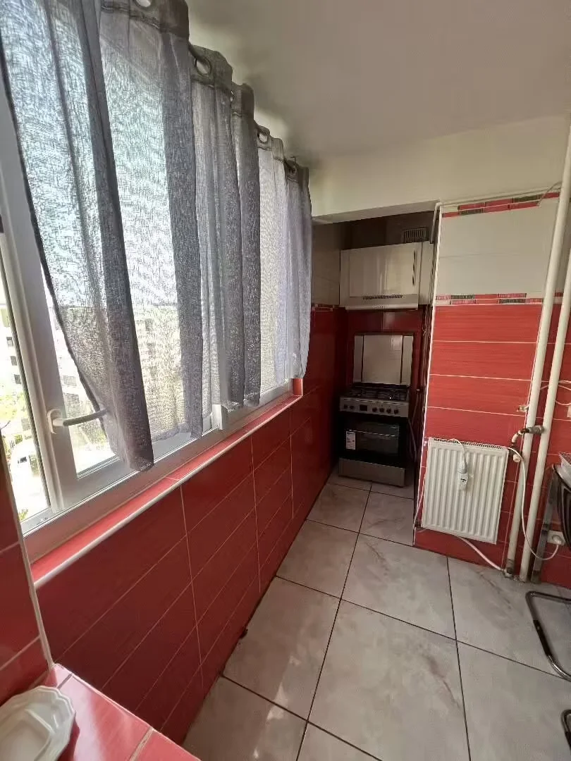 'de öğrenci dairesinde, tamamen mobilyalı kiralık oda