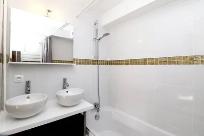 Private room at Nice, 06200, image 14 of 17