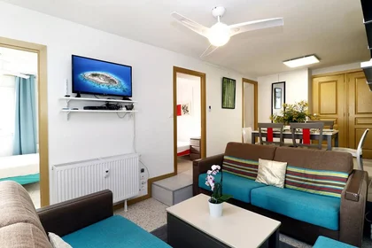 Private room at Nice, 06200, image 6 of 17