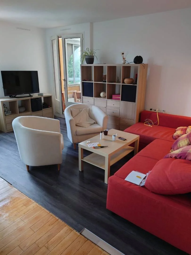Funktionelles Studentenzimmer perfekt zum Studieren in 